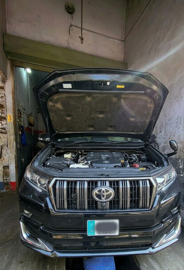 Toyota Land Cruiser Prado Workshop